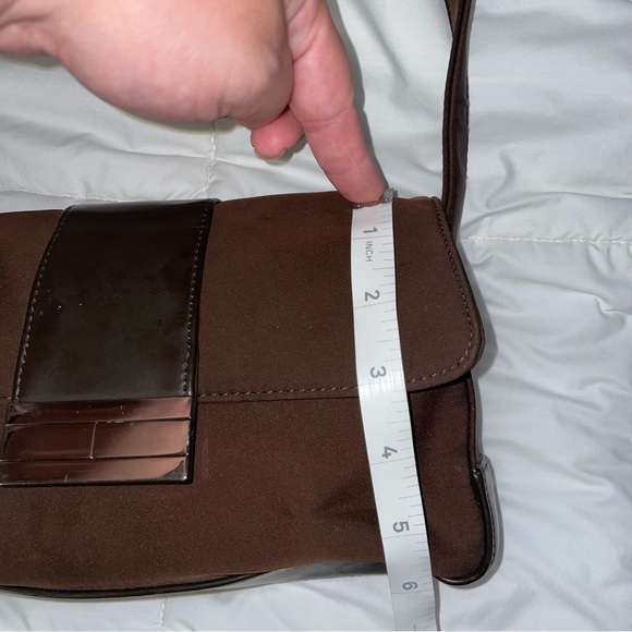 VINTAGE 90s/2000s Tommy Hilfiger Small Chocolate Brown Shoulder Bag - Picture 7 of 8